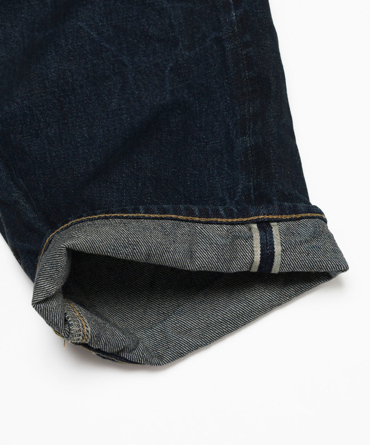 CLASSIC DENIM REGULAR STRAIGHT JEANS