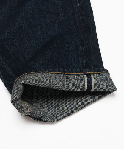 CLASSIC DENIM REGULAR STRAIGHT JEANS